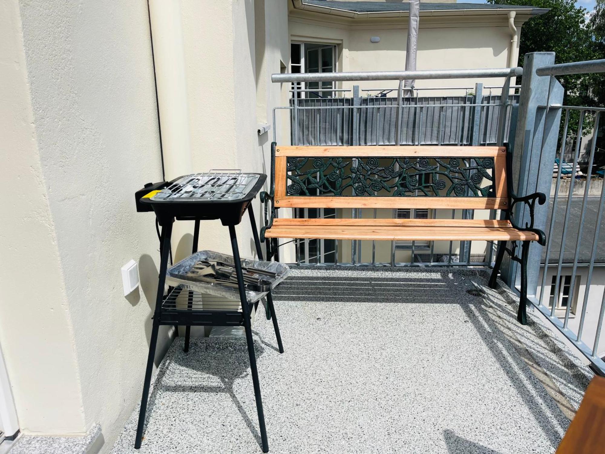 Filmap-Charmant-Modern-Zentral-Balkon-Beamer-Spieletisch Görlitz Buitenkant foto