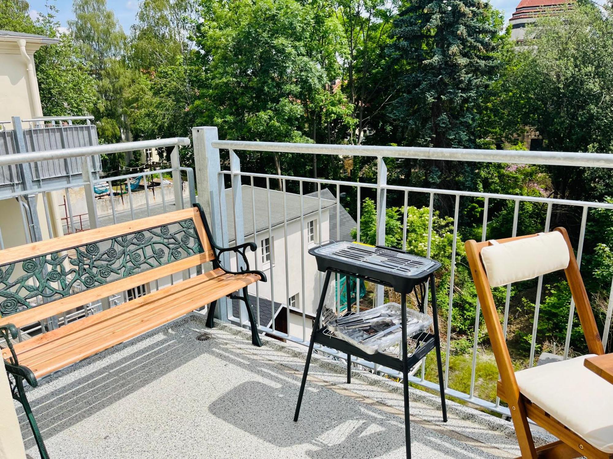 Filmap-Charmant-Modern-Zentral-Balkon-Beamer-Spieletisch Görlitz Buitenkant foto